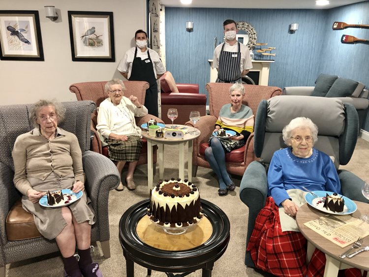 Whitstable care home dines through the decades with special guest